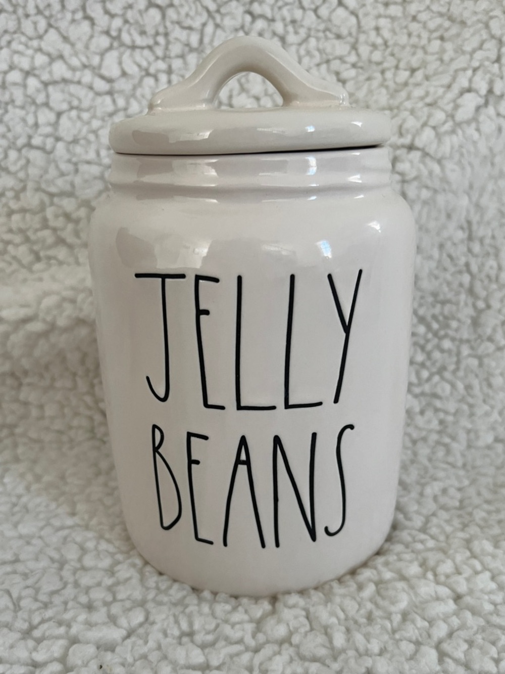 RAE DUNN EASTER CANISTER “jelly beans” EUC springtime 7” ceramic farmhouse